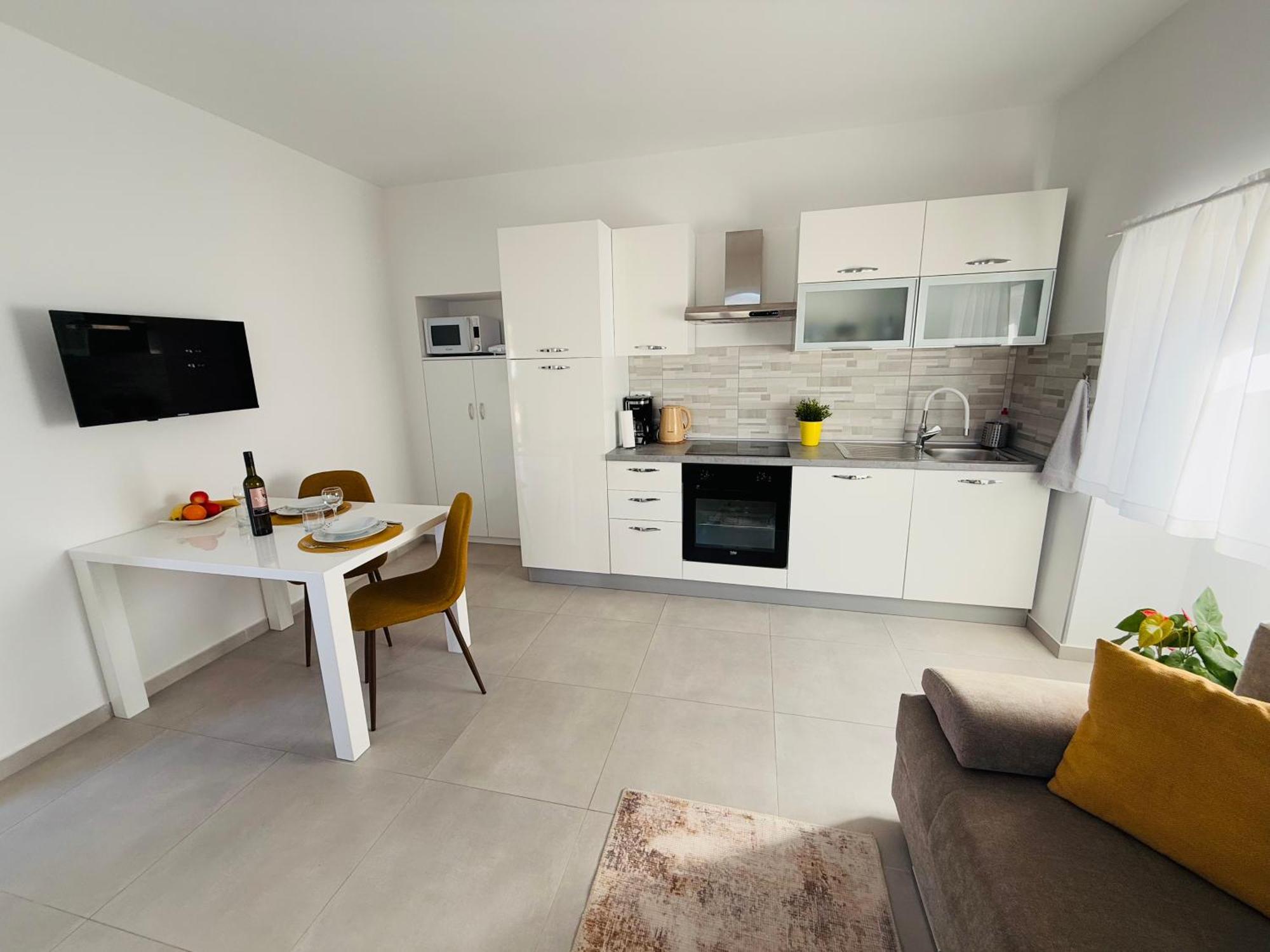 Apartment Erika - For 2 Near The Beach Pula Dış mekan fotoğraf